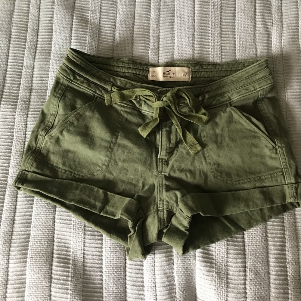 Green Hollister Shorts size 25